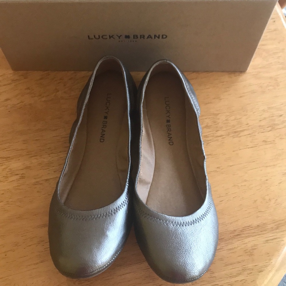 Lucky Brand size 9 bronze flats